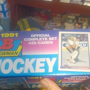 1991 Hockey Card Set - Blue and Pink